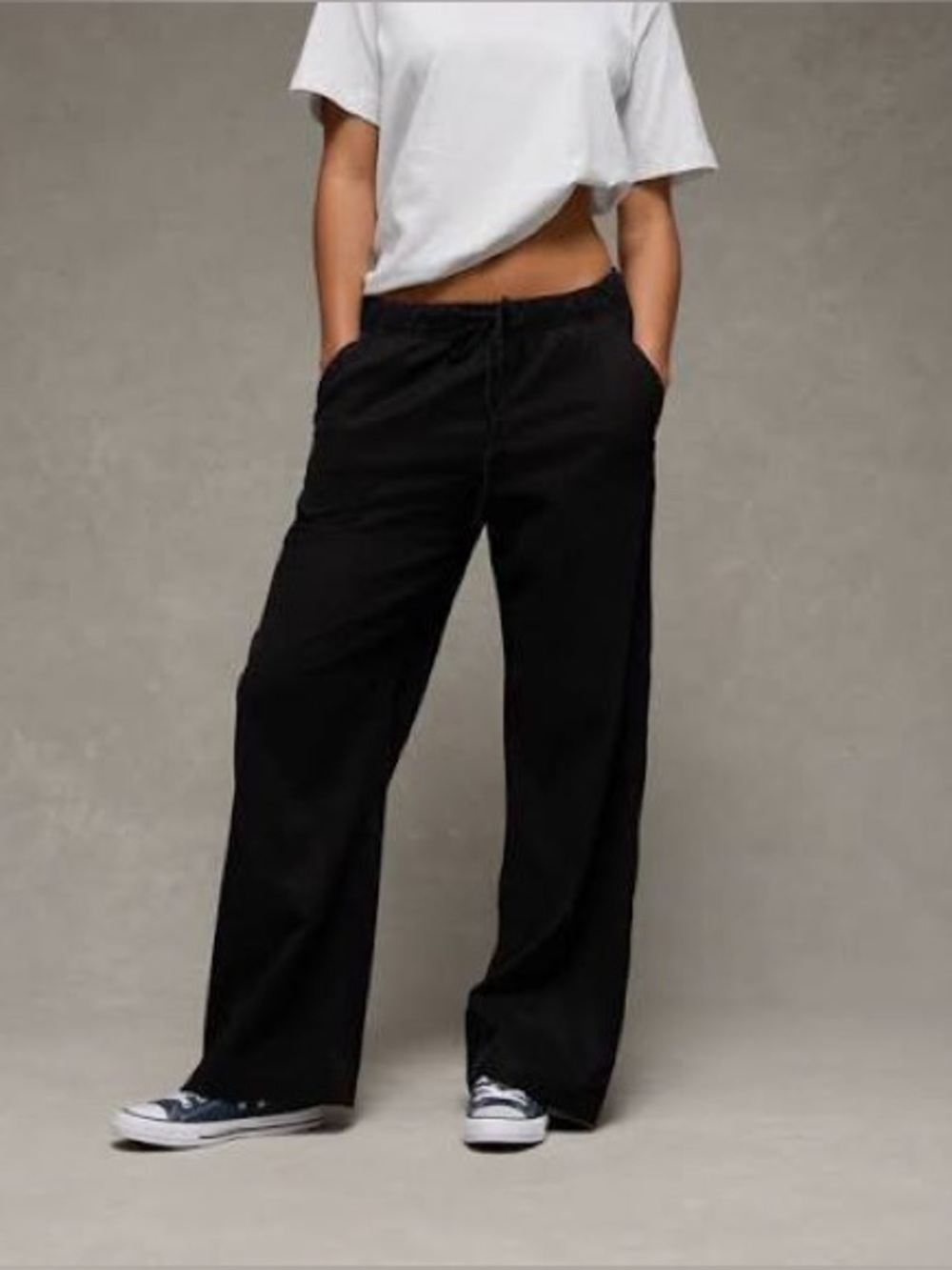 American Eagle Mid-Rise Wide-Leg Pull-On Pant